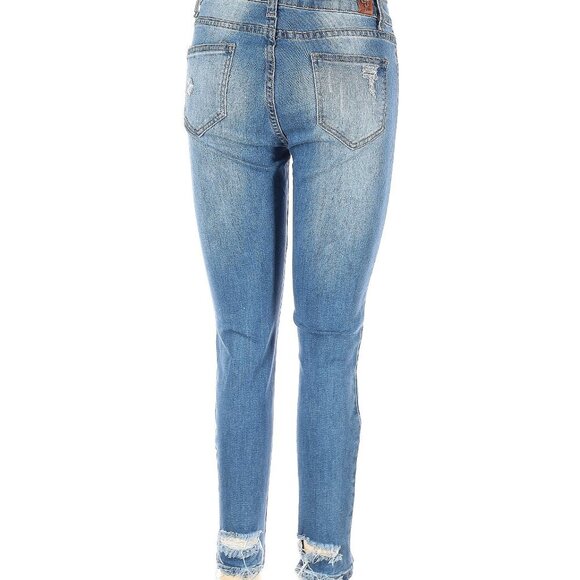 GOGO Skinny Leg Distressed Jeans Size 13 Juniors - Picture 2 of 14